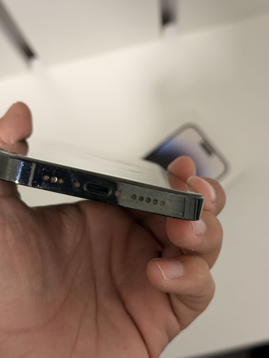 Iphone 14 pro ПРОДАМ СРОЧНО.