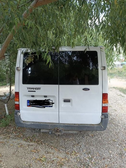 Vand autoutilitara Ford