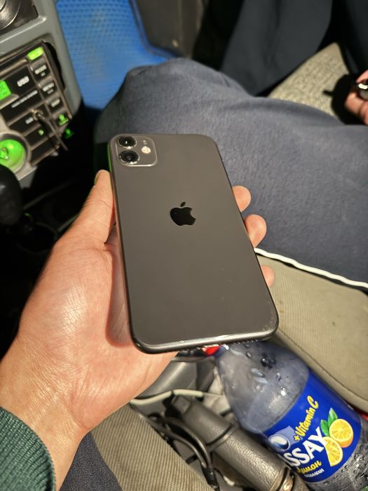 iPhone 11 64 гбббб