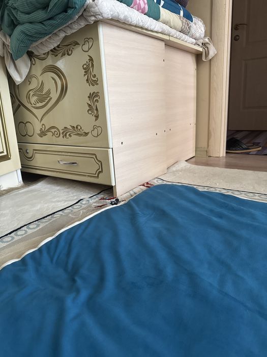 Сандык    сатылады      2 штук