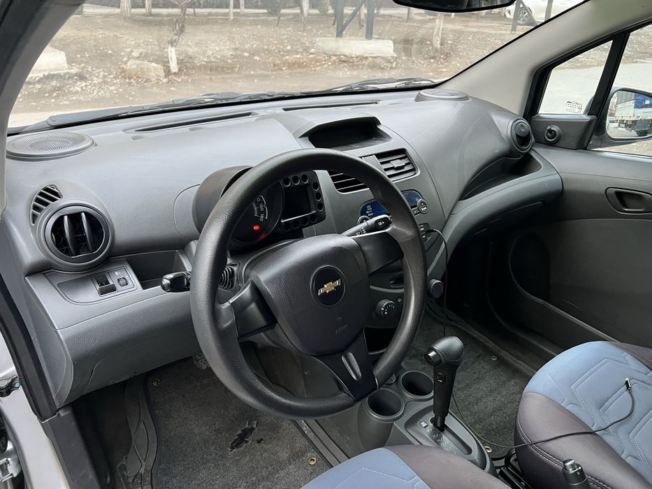 Chevrolet Spark 2014 | 1 evro | автомат