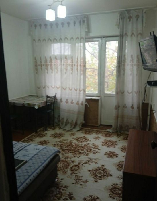 Срочно продаётся квартира 1/4/4
