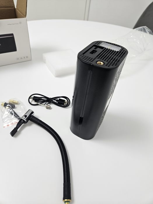 Pompă auto electrică portabilă nouă roata rezervă

Pretu