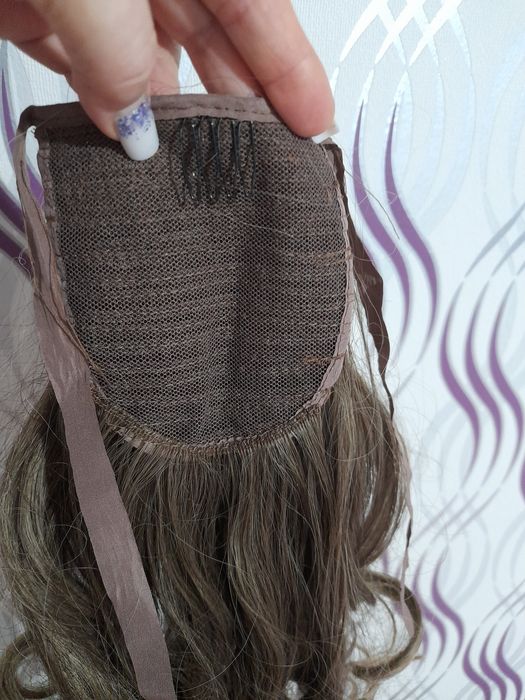 Coada de par blond mediu balayage