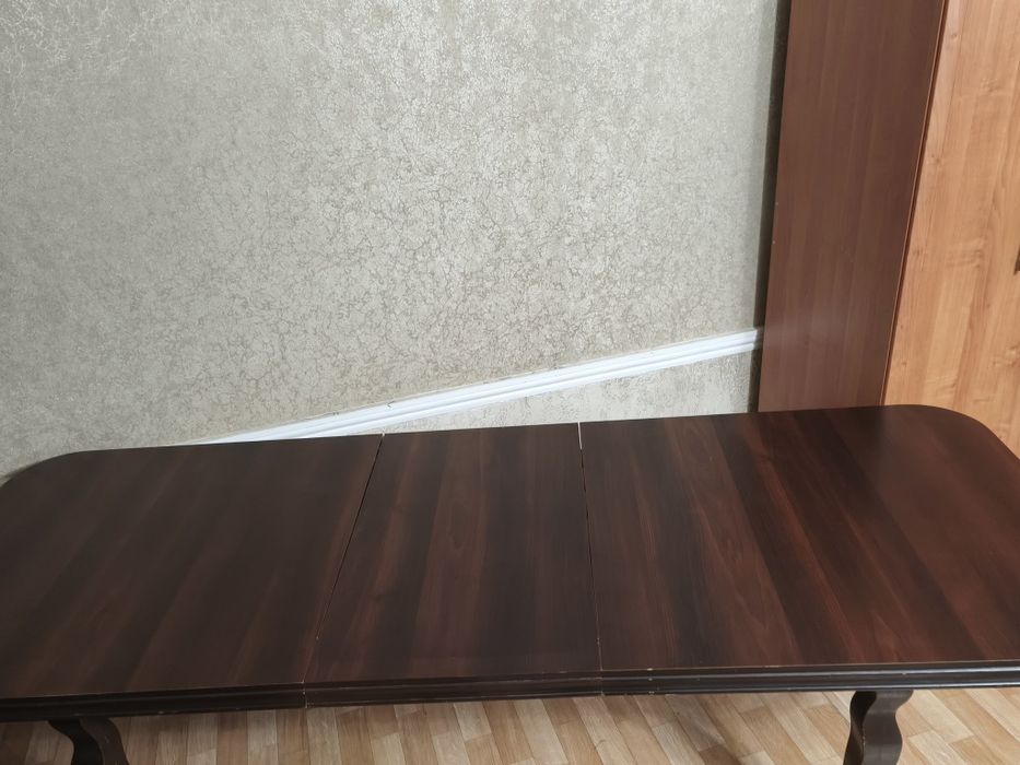 стол деревянный, б/у