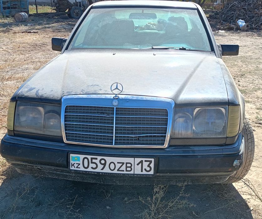 Мерседес 124 230