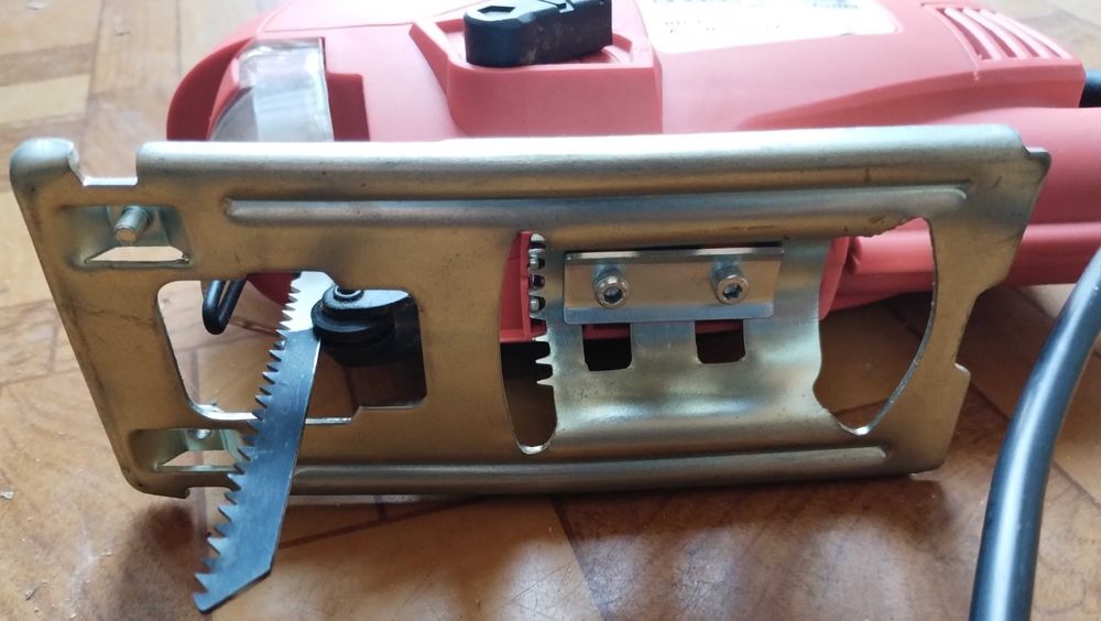 Инструменти Raider Циркуляр,трион (Зеге),Ъглошлайф,Зарядно акумулатор