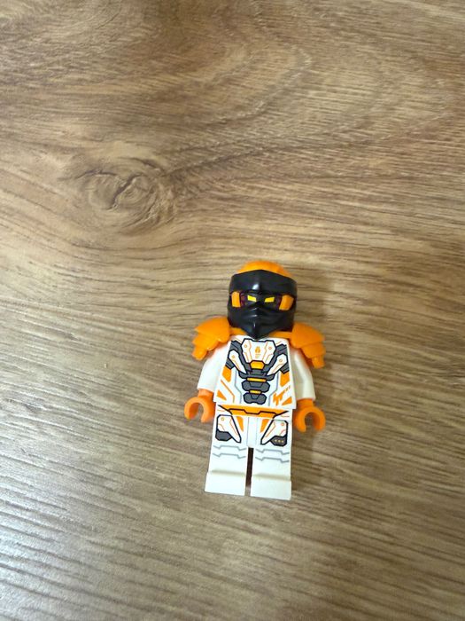 LEGO Ninjago - Драконовият робот титан на Коул 71821, 1055 части