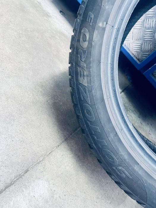 Зимни гуми Pirelli 215/50/18