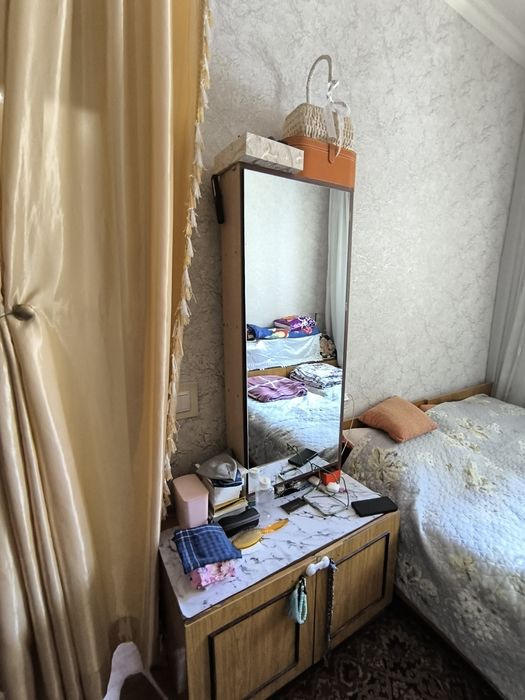 3 х ком.квартиру Сергели Спутнике 17. 2/4  кирпич 77 серия . Балкон