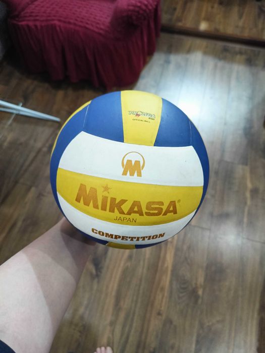 Мяч mikasa FIV3 оригинал