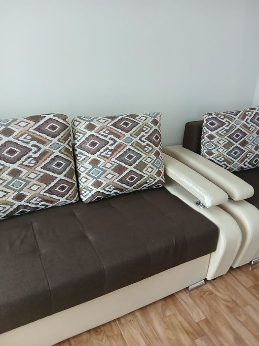 Продам диван  + кресло