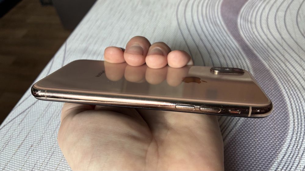 Iphone Xs Gold 64