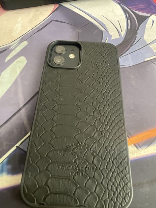 iPhone 12 заблокированный