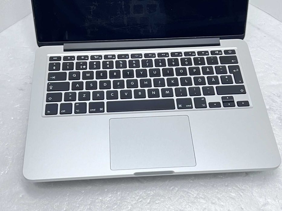Реновиран лаптоп Apple MacBookPro12.1 13.3 i7-5557U 16GB 500GB