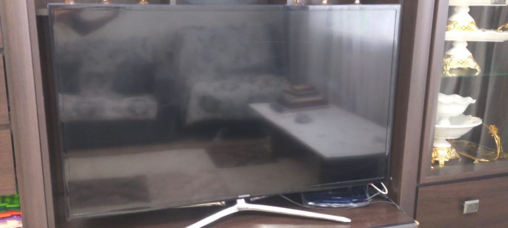 Продам телевизор