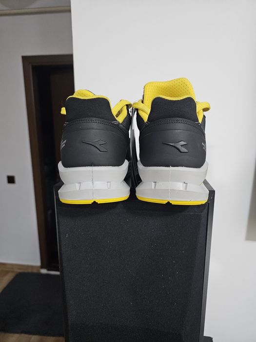 Vand pantofi de protecție diadora