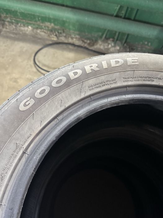 Продам Шины R-18