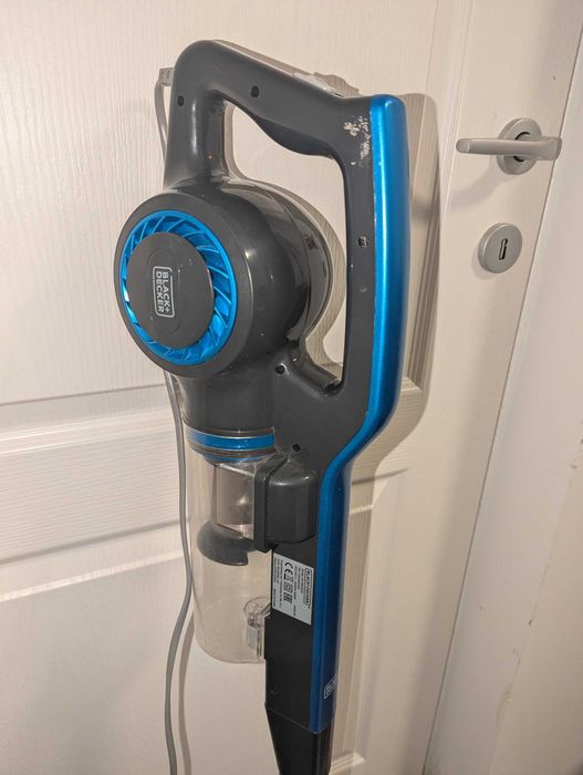 Aspirator Vertical Black & Decker BXVMS600E