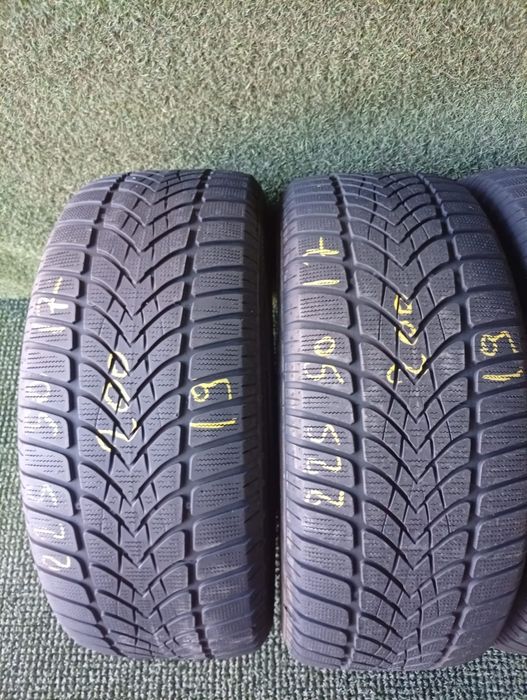 225 50 17 Dunlop m+s
