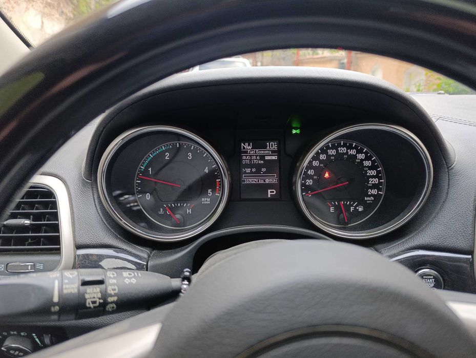 JEEP Grand Cherokee 2012 — imagine 4