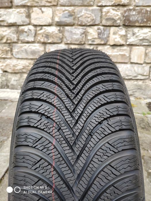Hankook 235/60 R16 Michelin 225/60 R16
