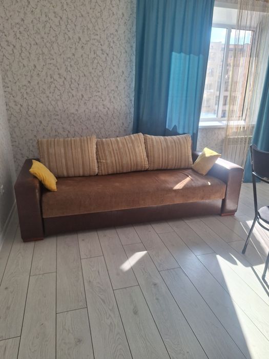 Продам диван в хорошем состоянии