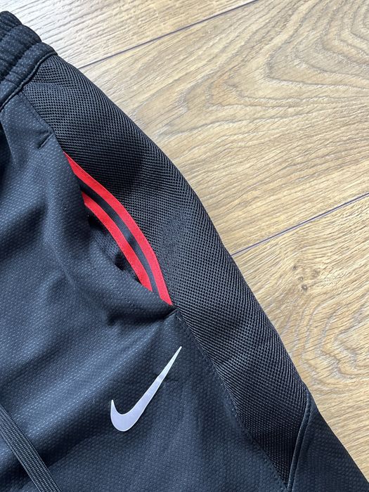 NIKE Therma Flex Showtime Basketball Shorts - Нови размер М / Оригинал