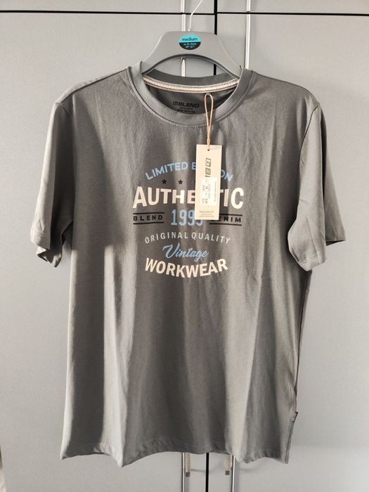 Тениска Authentic