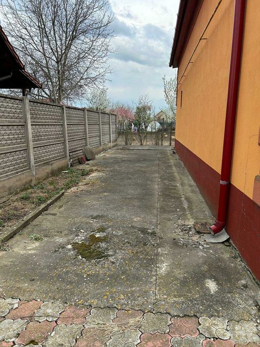 Casa 4 camere, Biharia