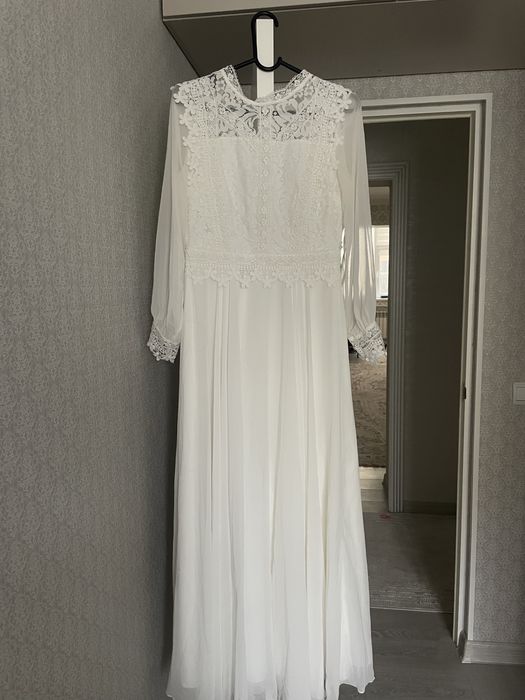 Көйлектер сатылады. 1-2 рет киілген.