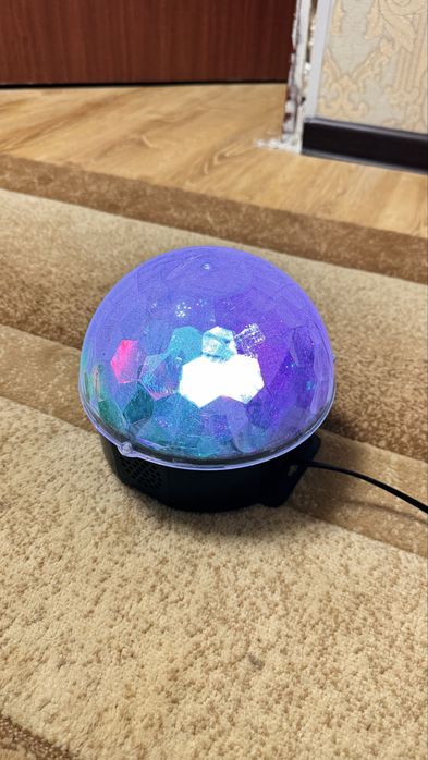 светодиод с колонкой