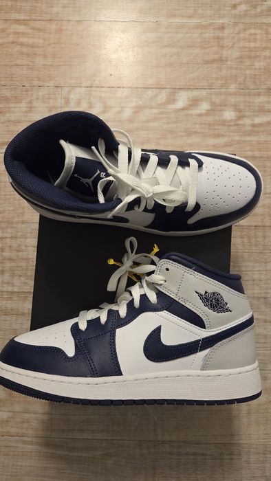 Nike Air Jordan 1  37.5 EU нови