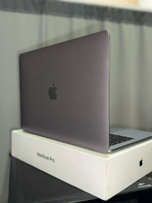 MacBook Pro 13-inch