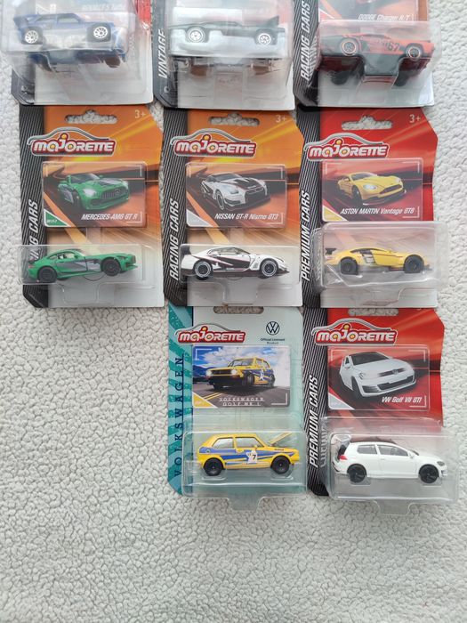 Machete Hot Wheels, Majorette, premium 1/64