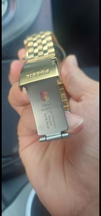 Vând ceas fossil auriu nou