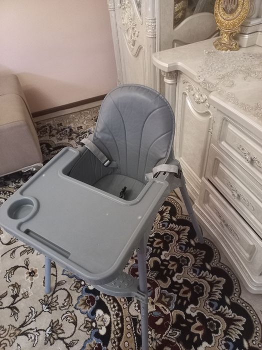 Детский стульчик почти как новый