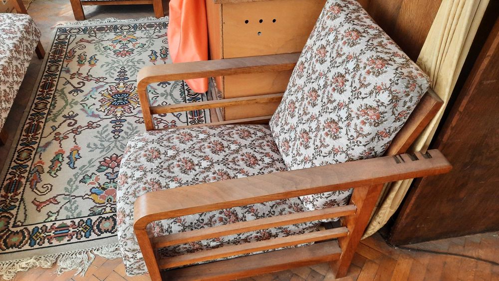 Канапе и два фотьойла комплект или поотделно