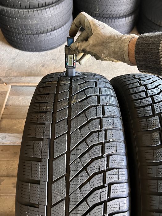 2 anvelope iarna 235/55/18 , falken , dot 2022 , 7 mm