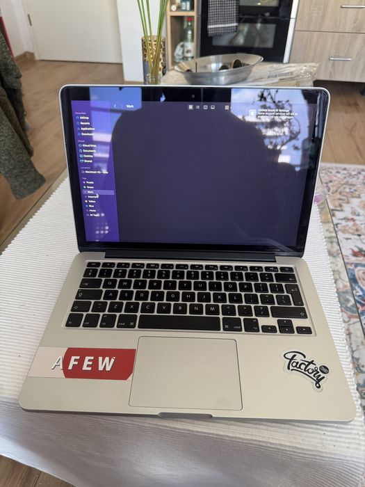 Laptop Apple Macbook Pro Retina 13 i5, 8GB