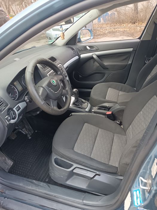 Шкода Октавия бензин/газ 2008, 1,6