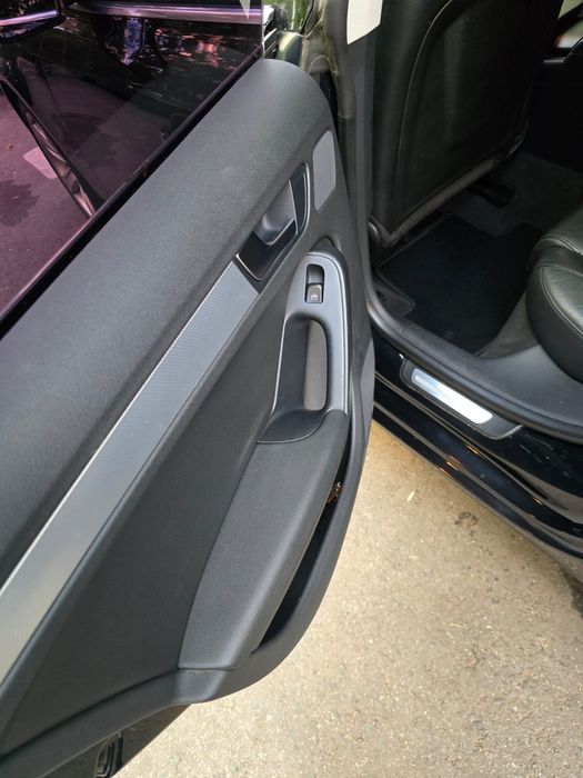 Vand Audi A 5 !!