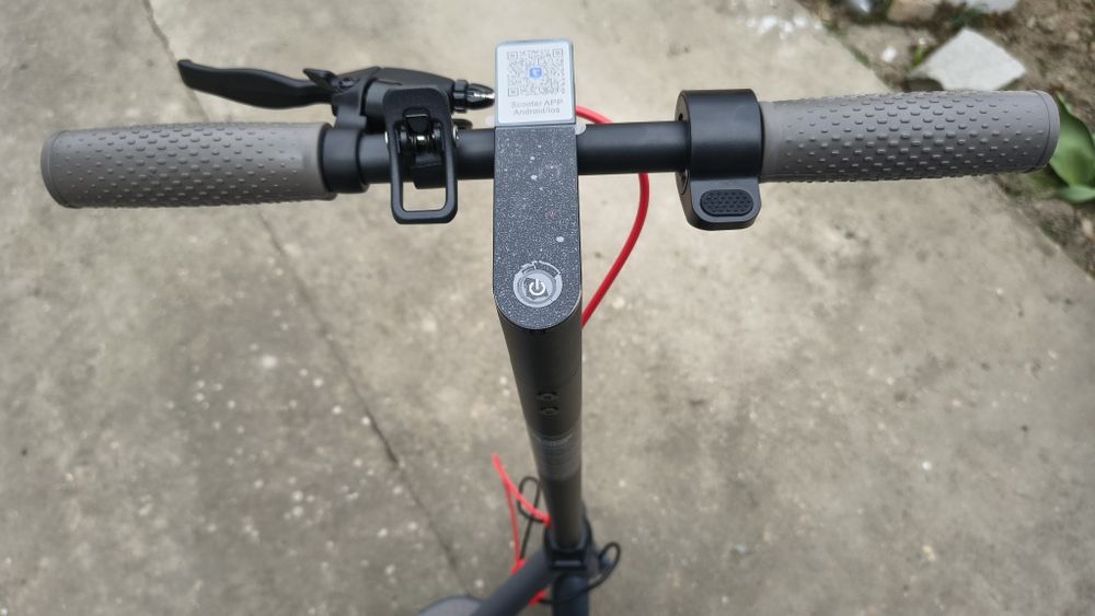 Trotinetă electrică Mankel – Nouă, viteză max 25 km/h.