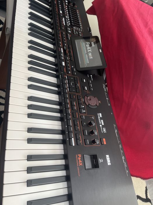 Orga korg pa4x 76 clape
