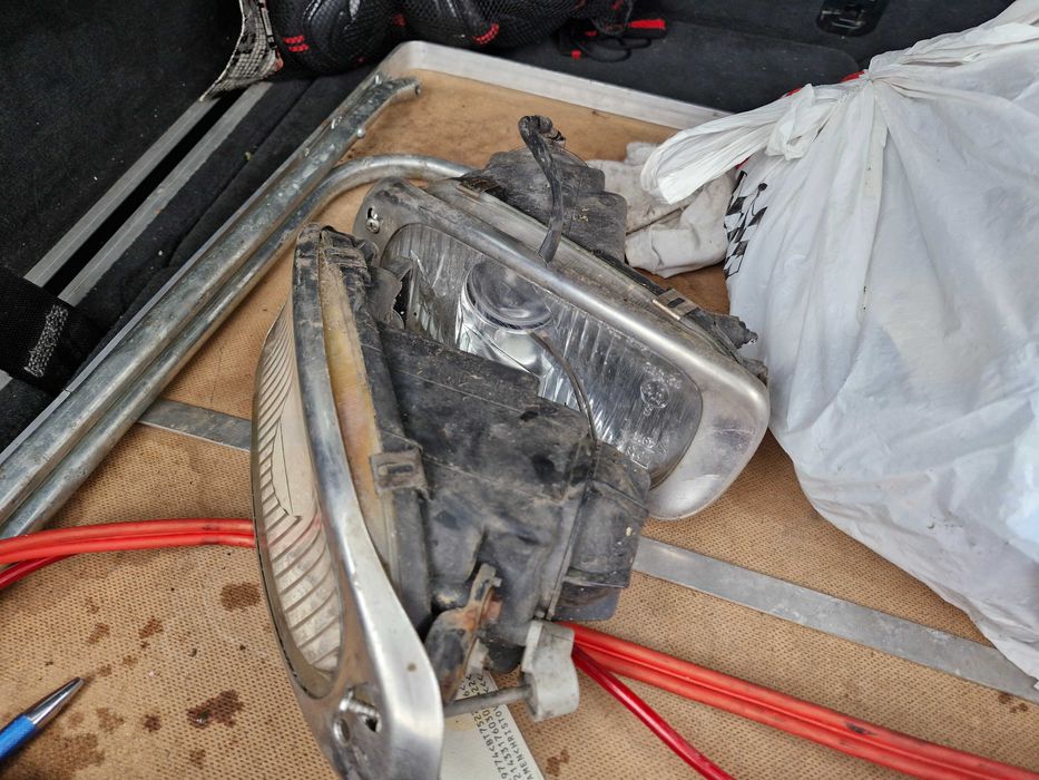 Фарове,стопове,салон за кседос xedos 6