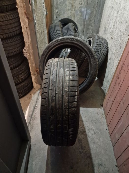 Гуми за Mercedes GLK AMG 20, 255/40/20,