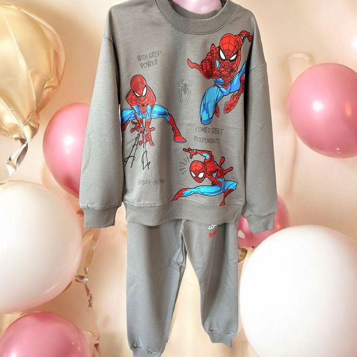 Hăinuțe pentru copii (fetițe și băieței)