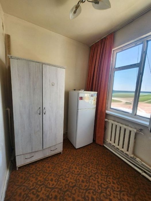 Максим Горький метро. Центр. Продаётся 1 квартира