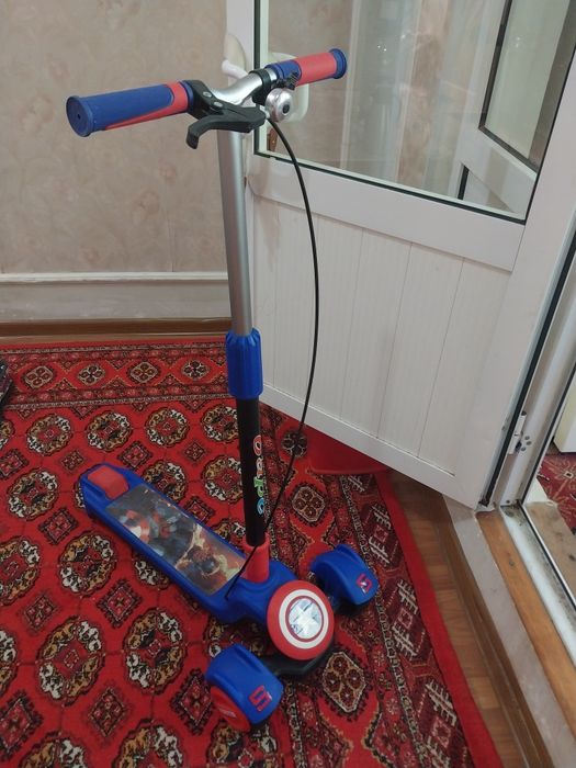 Продаю крепкий и качественный  самокат
