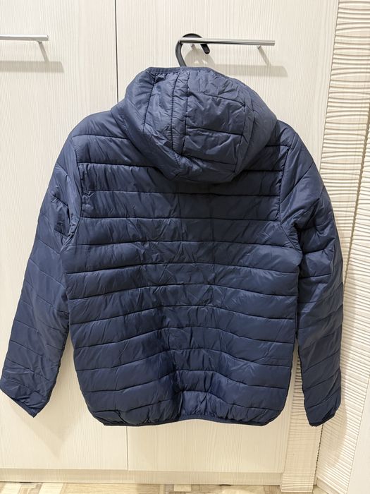 Продам ветровку на мальчика